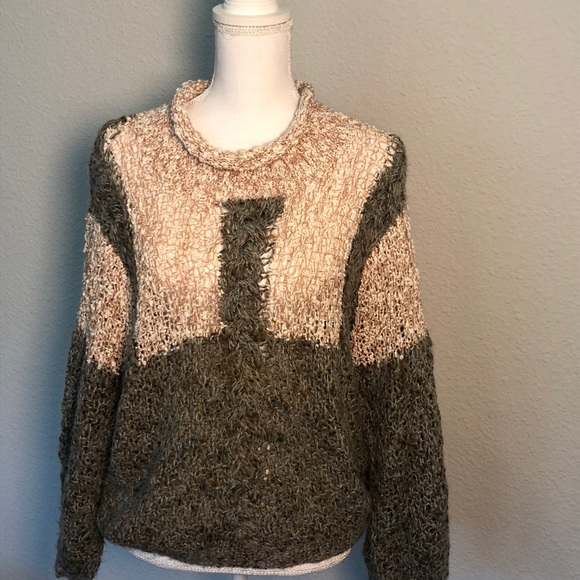 Wos Company | Sweater L - Picture 1 of 2